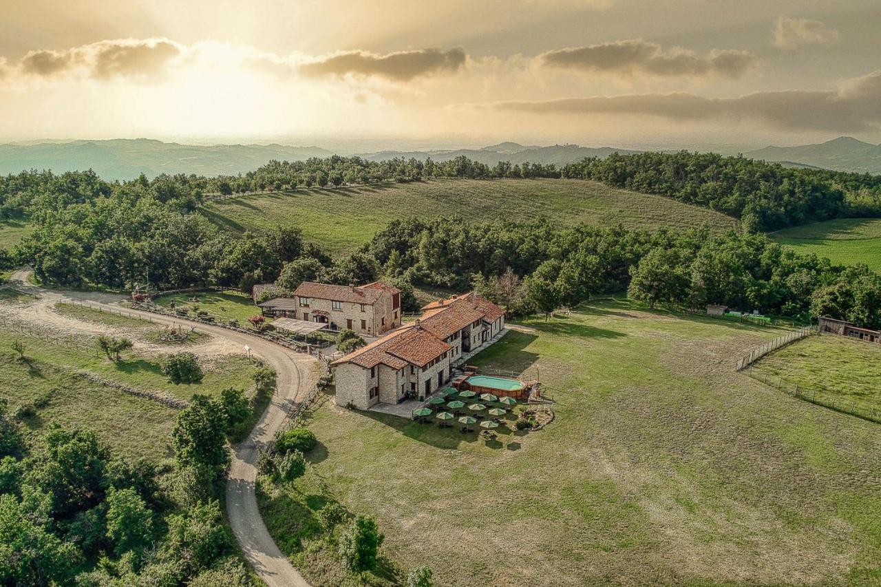 Ca' Del Monte Resort Serra del Monte Екстер'єр фото
