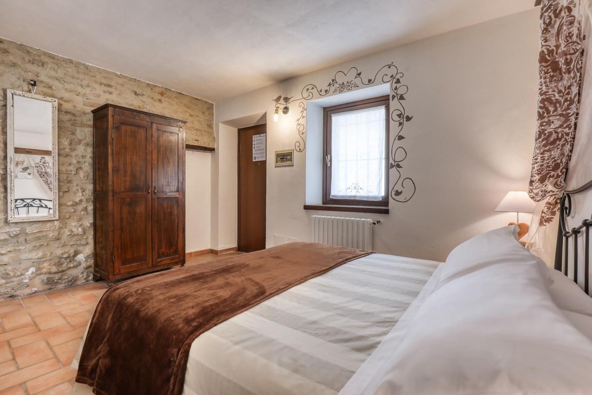 Ca' Del Monte Resort Serra del Monte Екстер'єр фото